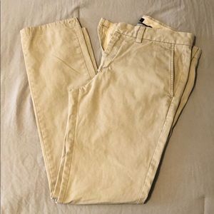 Men’s Banana Republic khaki chinos